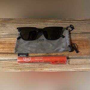 SOJOS Black Polarized Narrow Square Cateye Sunglasses W/Pouch and Cleaning Spray